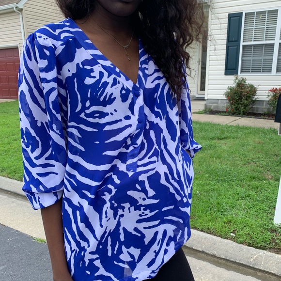 Light, Longsleeved Sophia Blouse - Picture 3 of 8